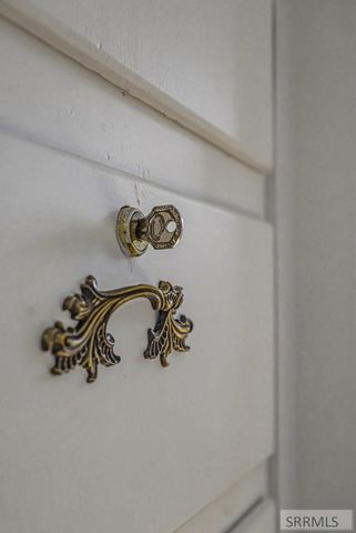 810 Cranmer Avenue, Idaho Falls, ID 83401