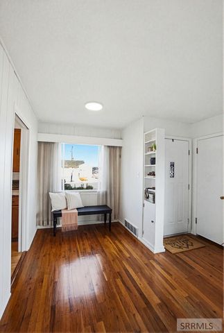 810 Cranmer Avenue, Idaho Falls, ID 83401