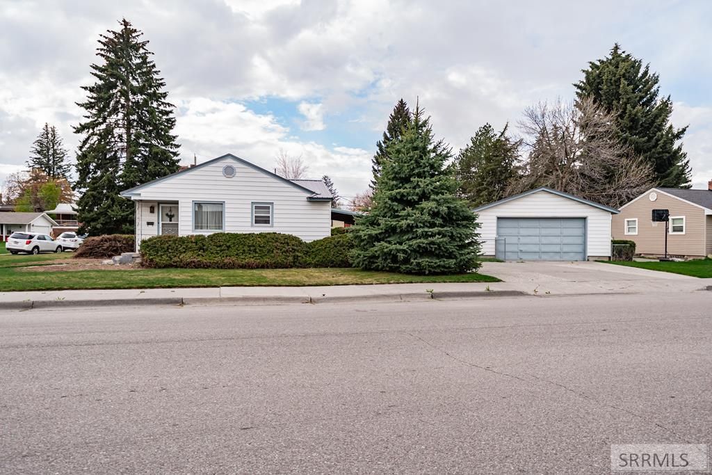 Image 42 of property listing at 810 Cranmer Avenue, Idaho Falls, ID 83401
