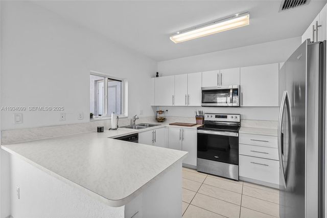 1270 NW 3rd Ln 0, Florida City, FL 33034