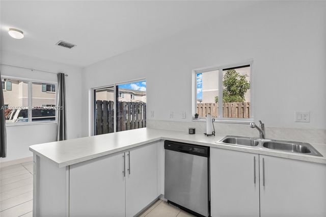 1270 NW 3rd Ln 0, Florida City, FL 33034