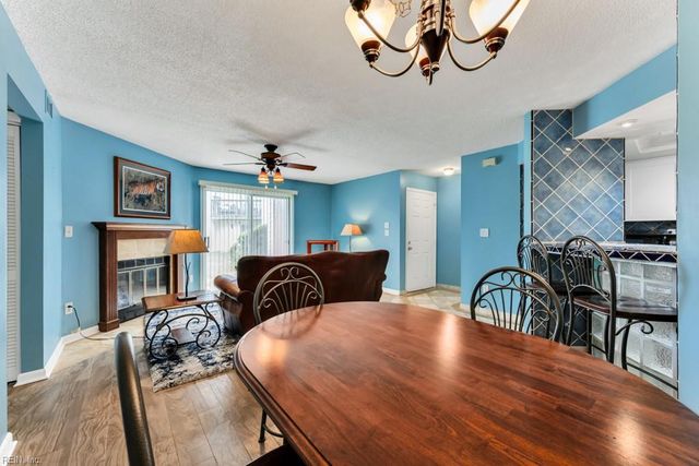 1718 Rock Bridge Mews Apt B, Chesapeake, VA 23320