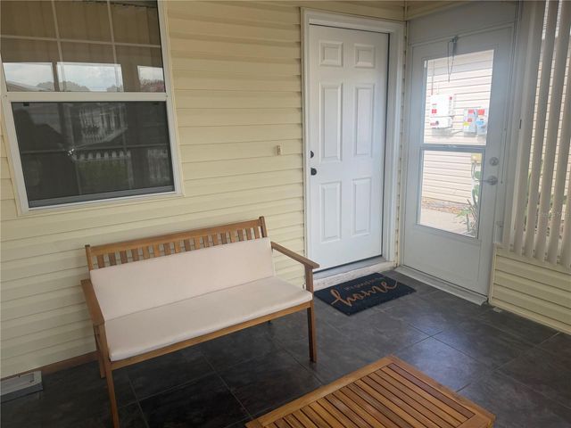 484 HILDALGO DRIVE, Lady Lake, FL 32159