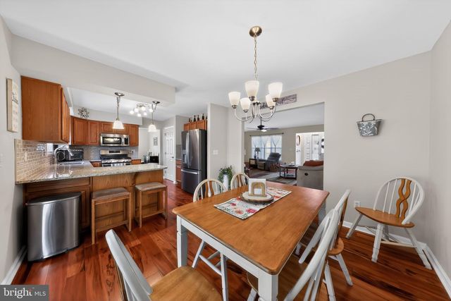 402 MATTHEWS CIR, Milford, DE 19963