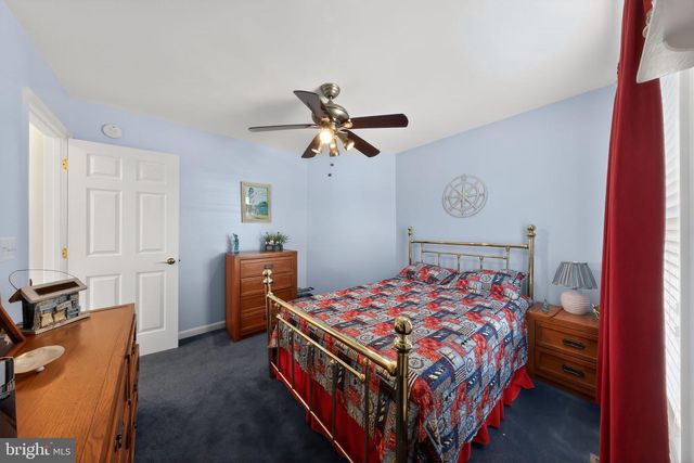 402 MATTHEWS CIR, Milford, DE 19963