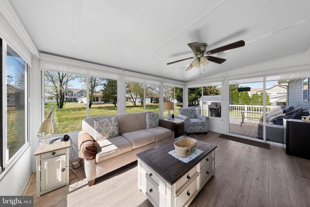 402 MATTHEWS CIR, Milford, DE 19963