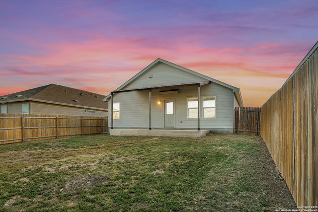 8038 Chanting Bend, San Antonio, TX 78223