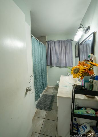 639 Edgebrook, San Antonio, TX 78213