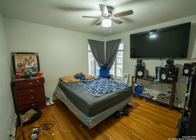 639 Edgebrook, San Antonio, TX 78213