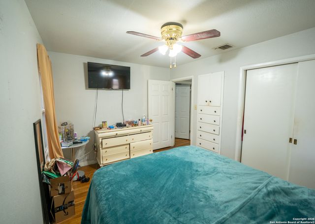 639 Edgebrook, San Antonio, TX 78213