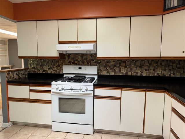 28 Hillcrest Drive, Alfred, NY 14802