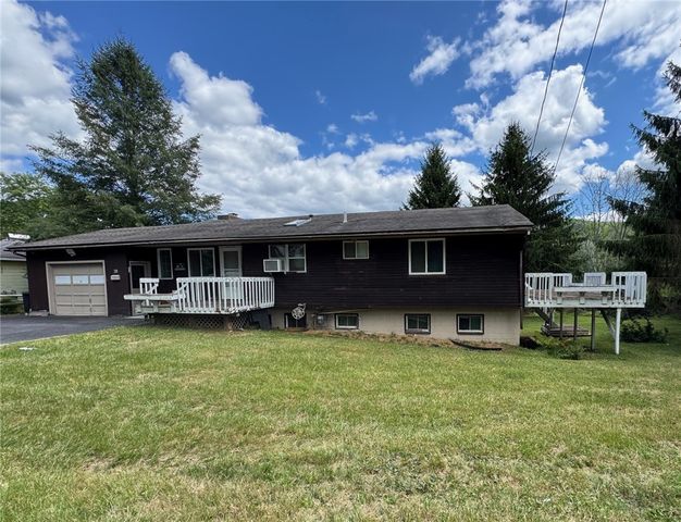 28 Hillcrest Drive, Alfred, NY 14802