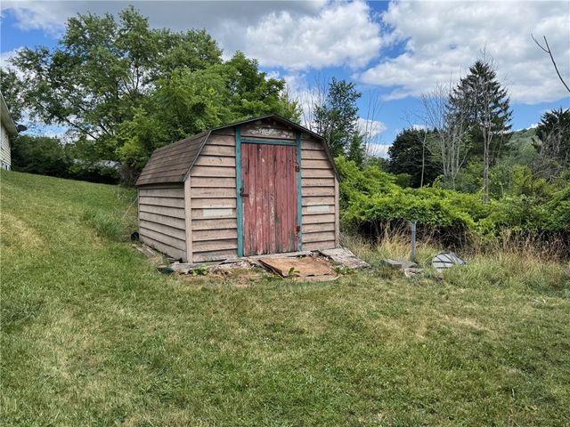 28 Hillcrest Drive, Alfred, NY 14802