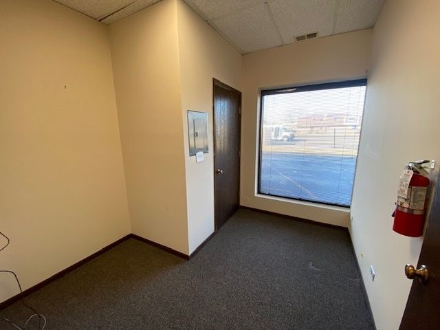 9944 S ROBERTS Road 108, Palos Hills, IL 60465