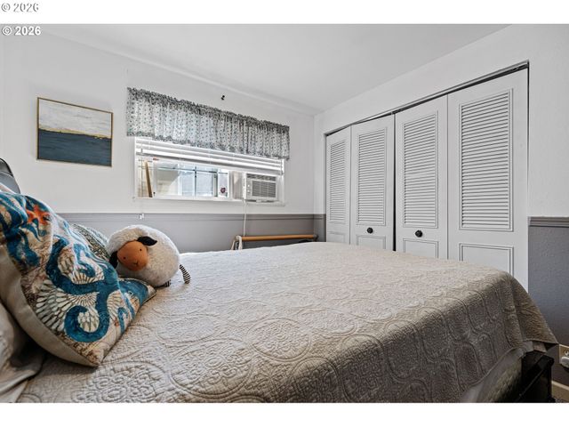 4559 SOUZA St, Eugene, OR 97402