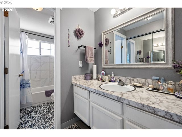 4559 SOUZA St, Eugene, OR 97402