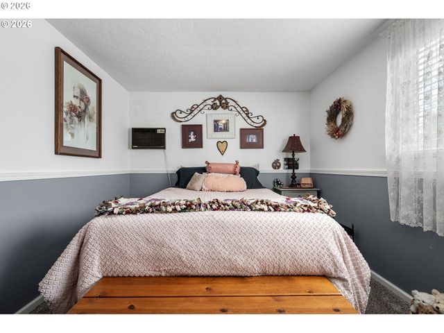 4559 SOUZA St, Eugene, OR 97402
