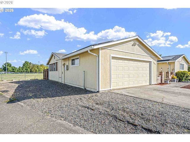 4559 SOUZA St, Eugene, OR 97402