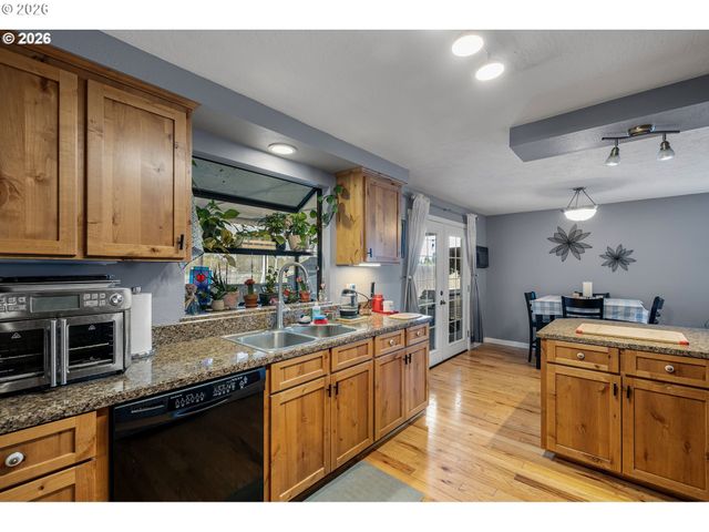 4559 SOUZA St, Eugene, OR 97402