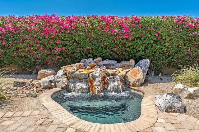 61405 Living Stone Drive, La Quinta, CA 92253