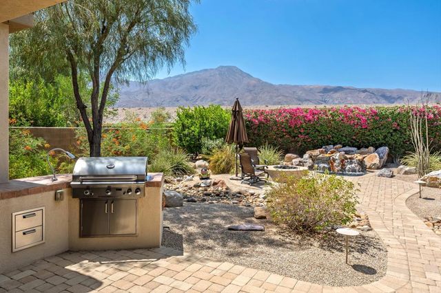 61405 Living Stone Drive, La Quinta, CA 92253