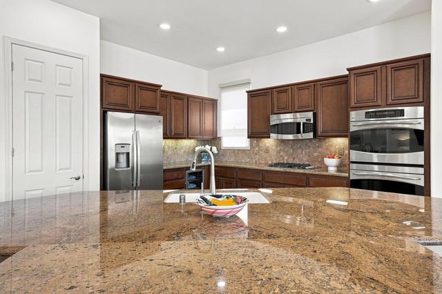 61405 Living Stone Drive, La Quinta, CA 92253