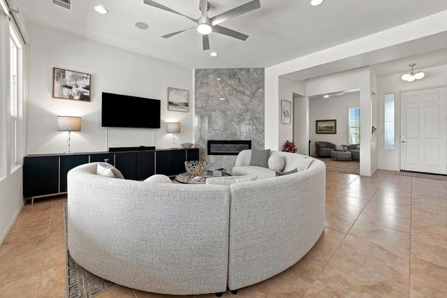 61405 Living Stone Drive, La Quinta, CA 92253