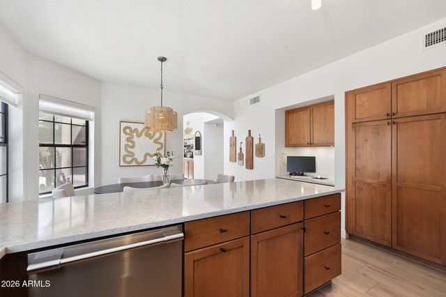 9665 E PERSHING Avenue, Scottsdale, AZ 85260