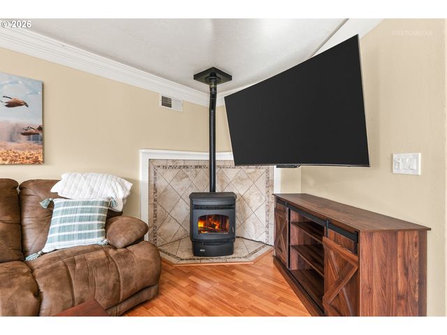 31344 Nw CLAXTAR St, North Plains, OR 97133