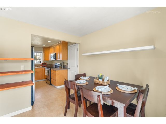 31344 Nw CLAXTAR St, North Plains, OR 97133