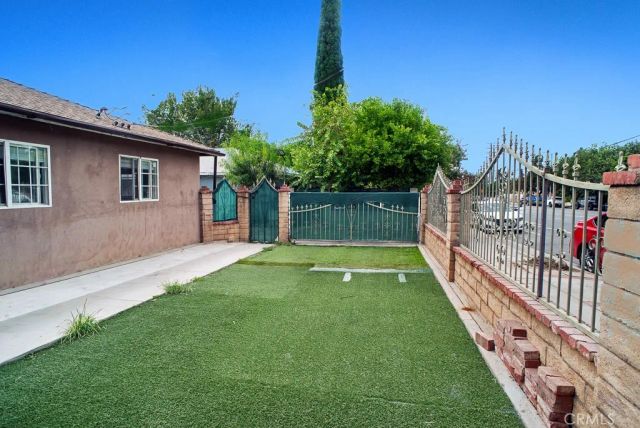 14850 Polk, Sylmar, CA 91342