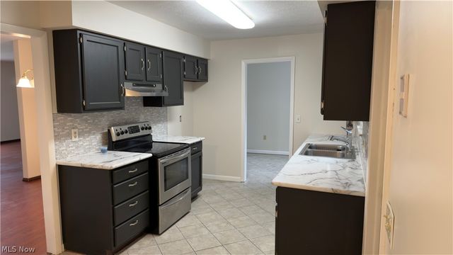 19224 Idlewood Trail, Strongsville, OH 44149