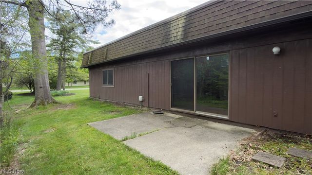 19224 Idlewood Trail, Strongsville, OH 44149