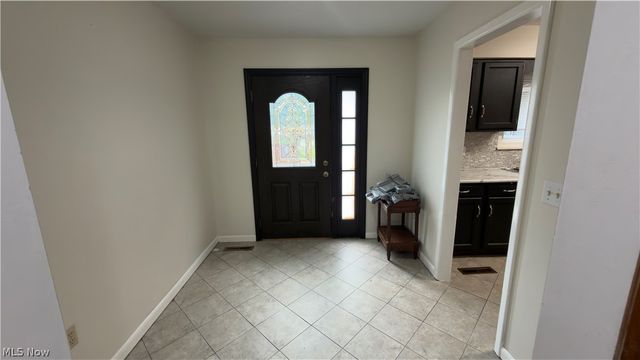 19224 Idlewood Trail, Strongsville, OH 44149