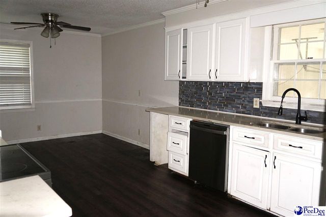2471 Oliver rd, Timmonsville, SC 29161