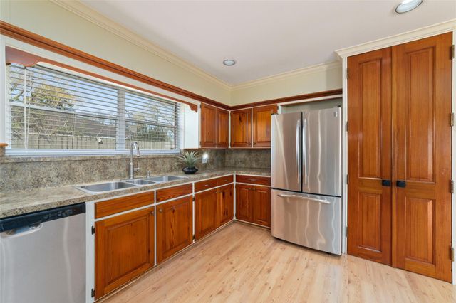 5603 Iris Lane, Katy, TX 77493