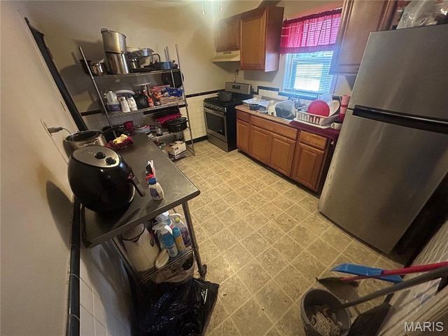 7027 Dawson Place, St Louis, MO 63136