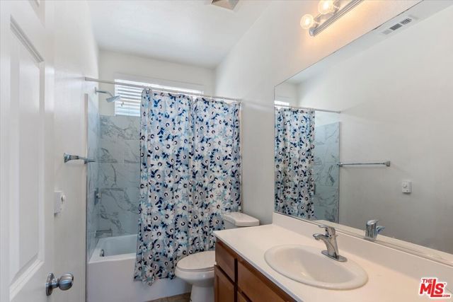 11926 Olive Glen Lane, Los Angeles, CA 90047