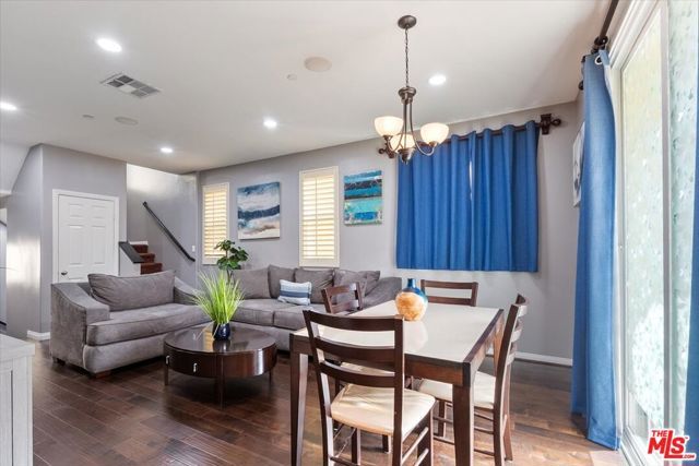 11926 Olive Glen Lane, Los Angeles, CA 90047