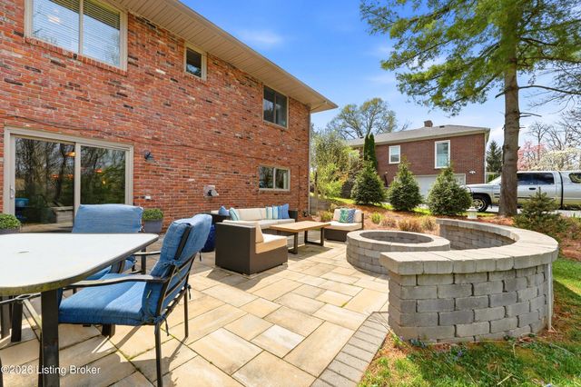 3419 Mt Rainier Dr, Louisville, KY 40241
