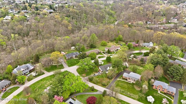 3419 Mt Rainier Dr, Louisville, KY 40241