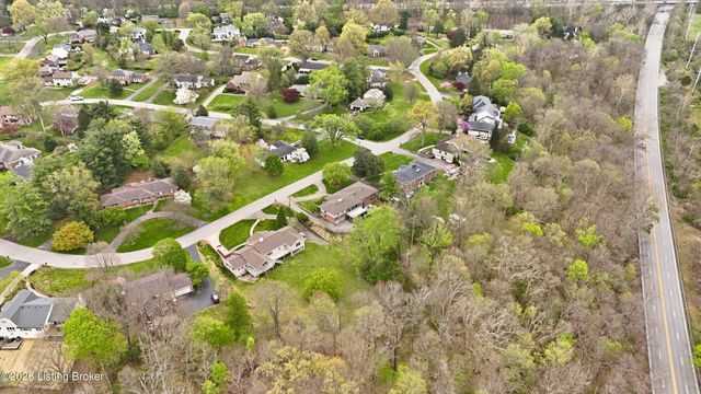 3419 Mt Rainier Dr, Louisville, KY 40241
