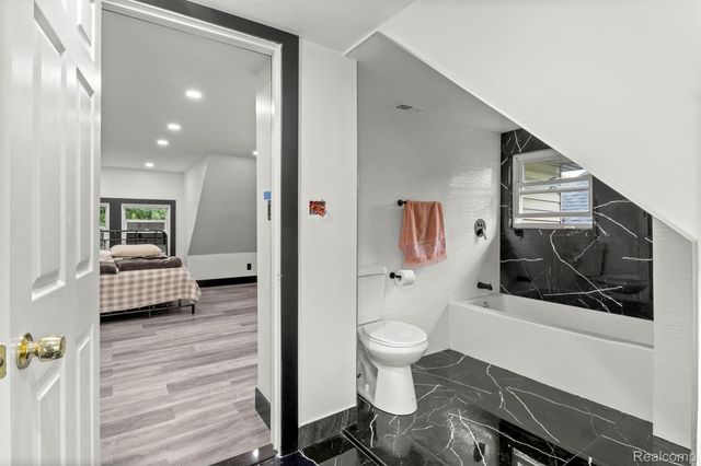 2283 Lamothe Street, Detroit, MI 48206