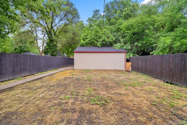 2283 Lamothe Street, Detroit, MI 48206