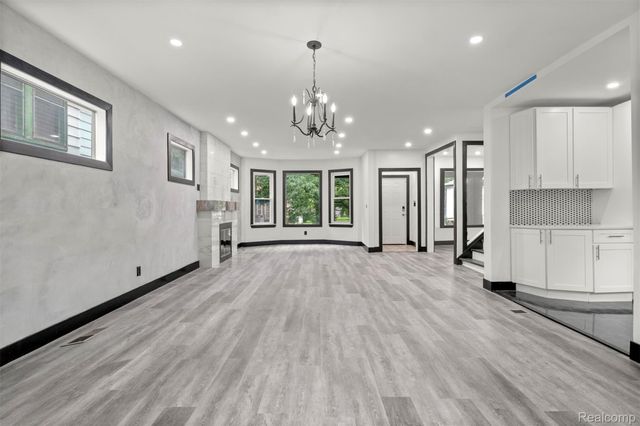 2283 Lamothe Street, Detroit, MI 48206