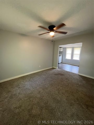 807 N Ridgeway Street, Sapulpa, OK 74066