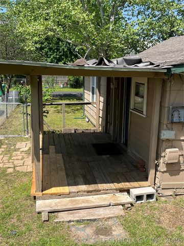 807 N Ridgeway Street, Sapulpa, OK 74066