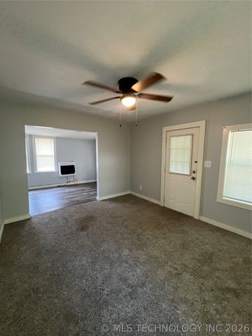 807 N Ridgeway Street, Sapulpa, OK 74066
