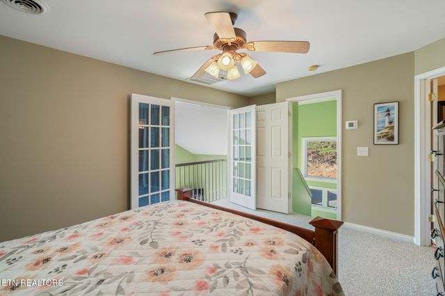 551 Deerwood Lane, Lafollette, TN 37766