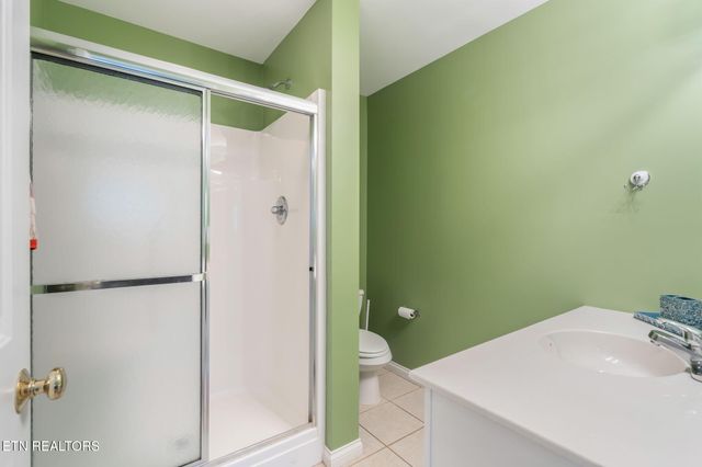 551 Deerwood Lane, Lafollette, TN 37766